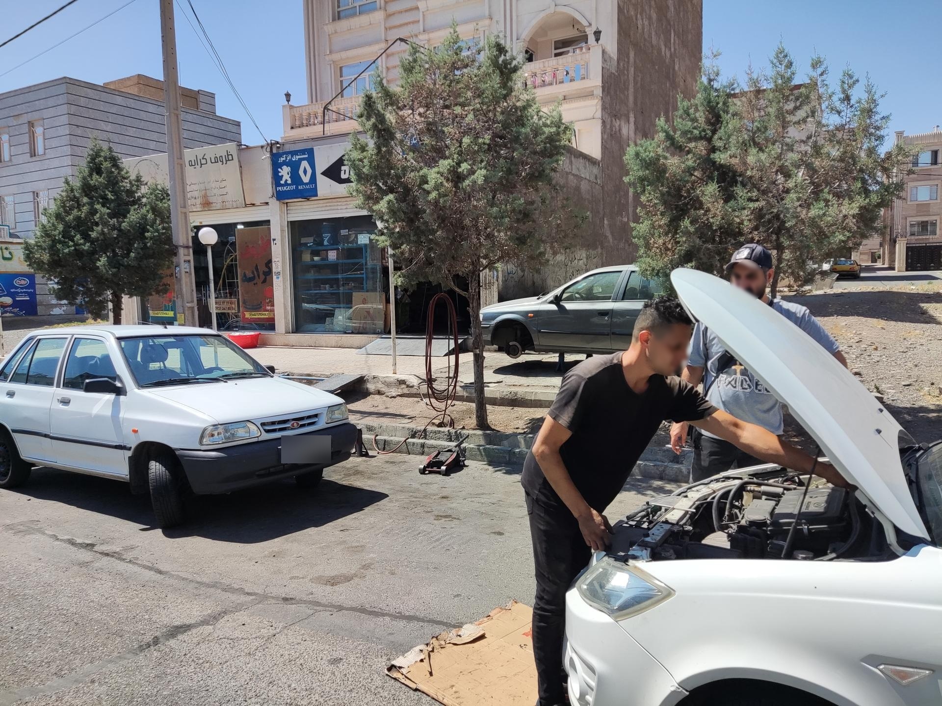 عکس مکانیکی کاوه