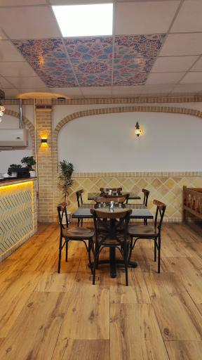 عکس کافه رستوران سنتی شهر کباب