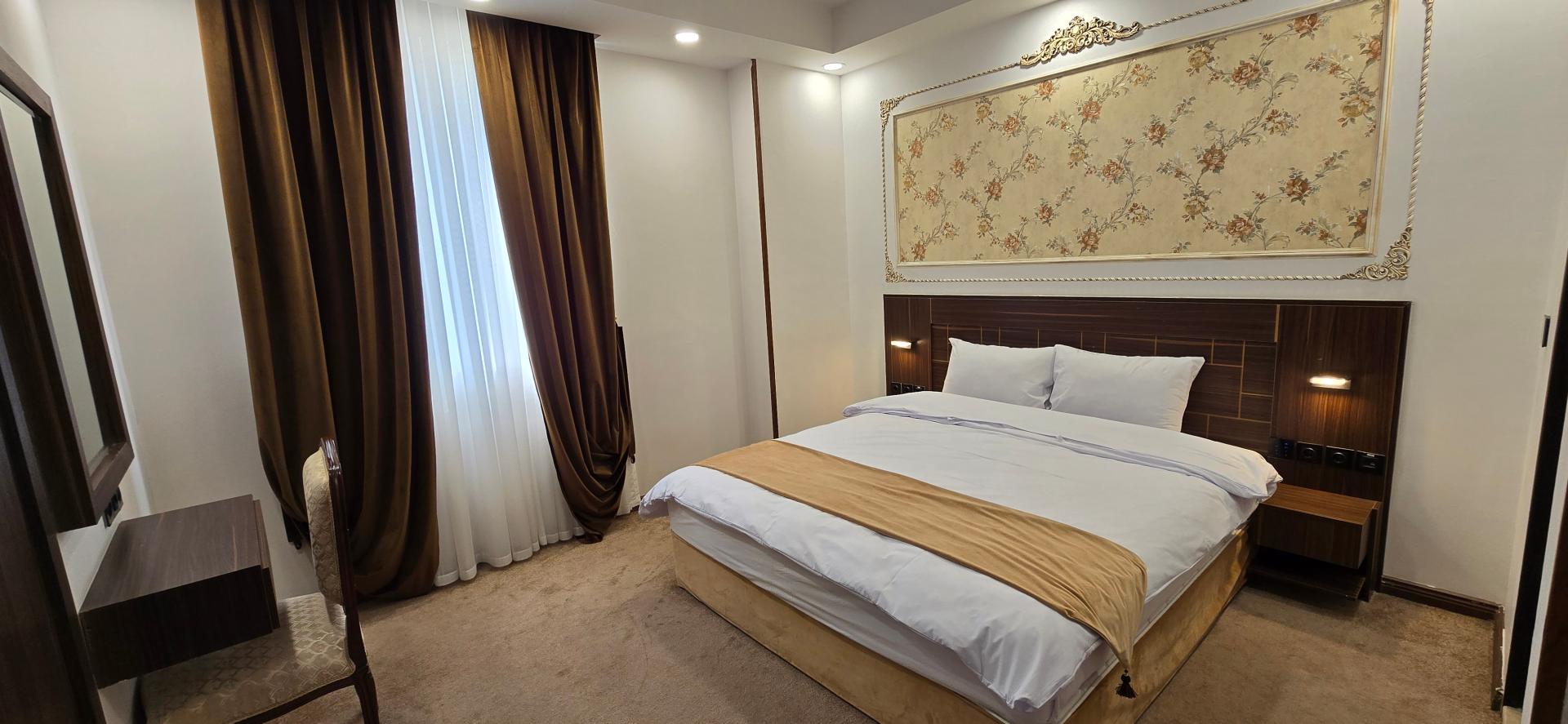 عکس هتل امام خمینی (مرکز بصیرت )