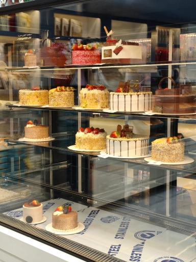 عکس شیرینی سرای سور