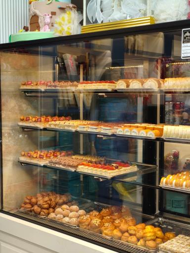 عکس شیرینی سرای سور