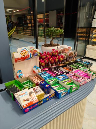 عکس شیرینی سرای سور