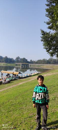 عکس قایق رانی عباس آباد 