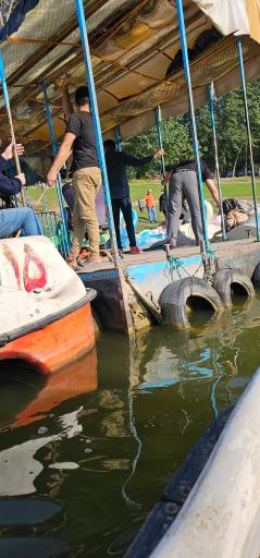 عکس قایق رانی عباس آباد 