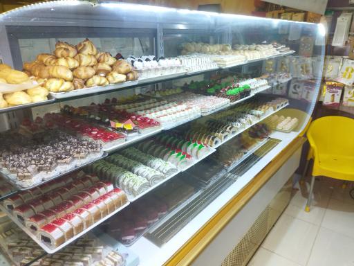 عکس شیرینی و بستنی کندو