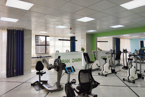 عکس کلینیک تخصصی بازتوانی قلب ایران زمین