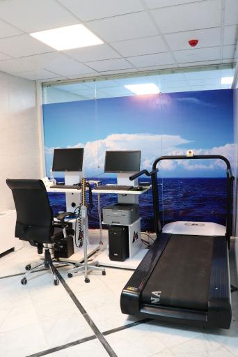 عکس کلینیک تخصصی بازتوانی قلب ایران زمین