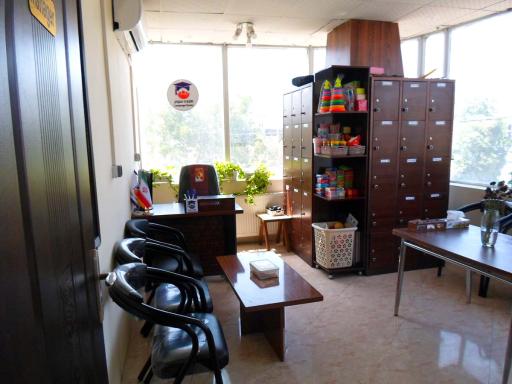 عکس کالج زبان هزاره سوم