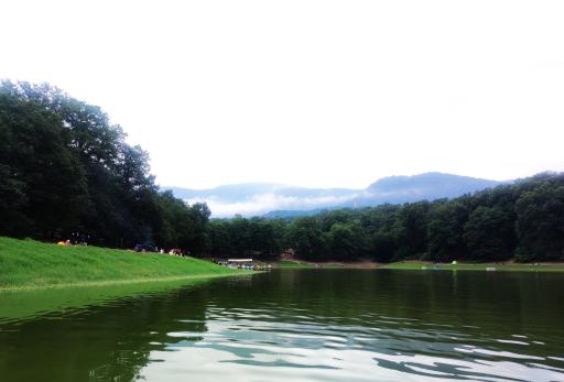 عکس قایق رانی عباس آباد 