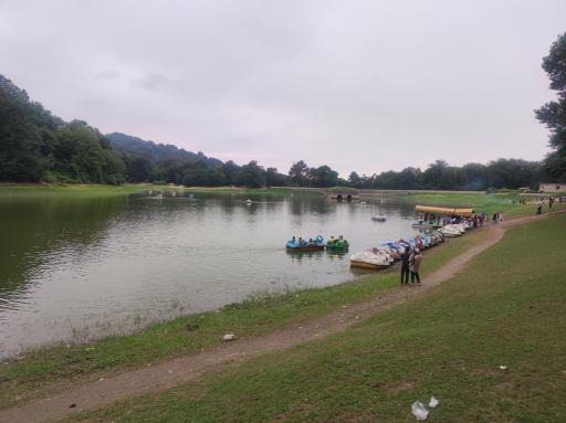 عکس قایق رانی عباس آباد 