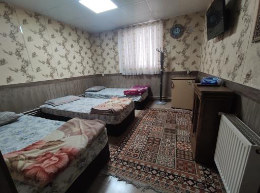 عکس هتل و سفره خانه سنتی سیاوش