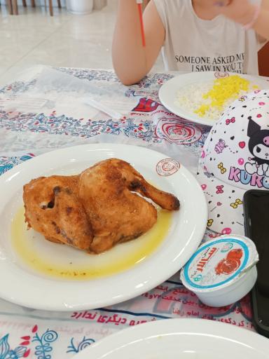 عکس رستوران اکبر جوجه برادران کلبادی