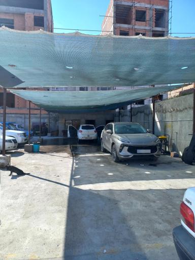 عکس پارکینگ شبانه روزی و کارواش و خدمات زیبایی خودرو
