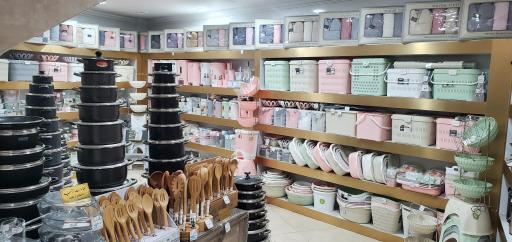 عکس فروشگاه جهزیه عروس شهر