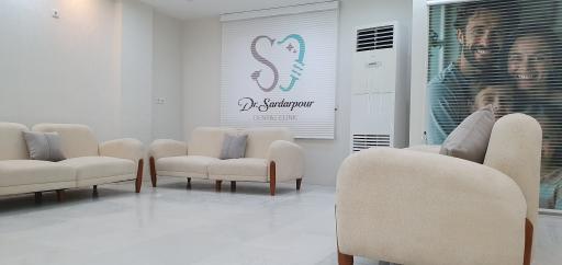 عکس دکتر فاطمه سردارپور متخصص دندان پزشکی