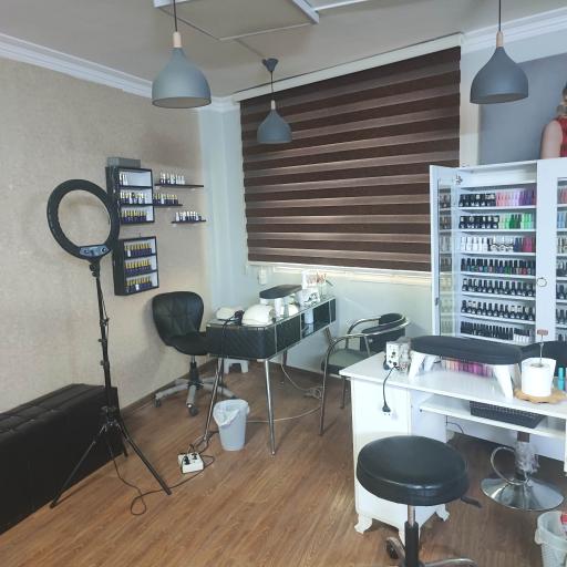 عکس آموزشگاه و سالن زیبایی شبنم ذوقی