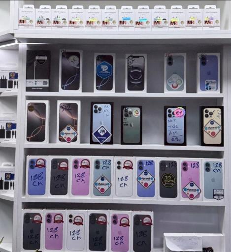 عکس فروشگاه گوشی همراه بلک باکس