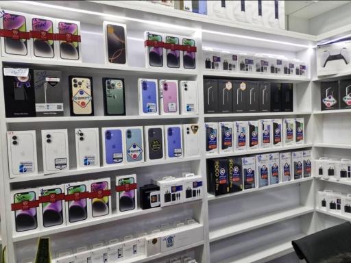 عکس فروشگاه گوشی همراه بلک باکس