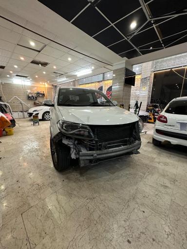 عکس کلینیک اتومبیل کارینو