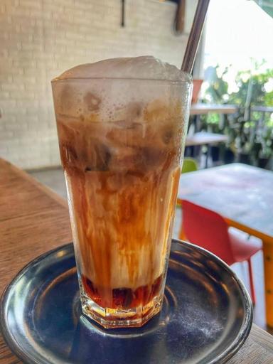 عکس کافه بانی