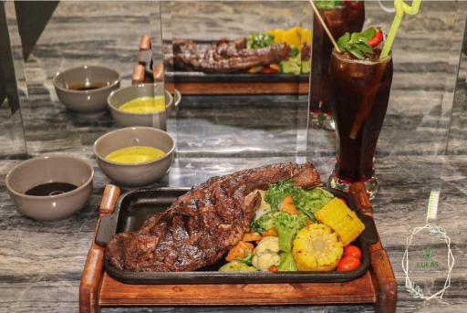 عکس کافه رستوران لوکاس