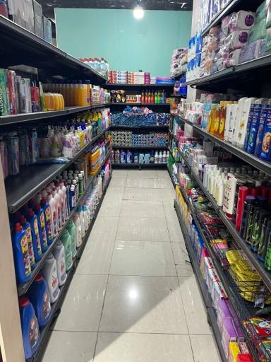 عکس آوینا مارکت