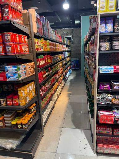 عکس آوینا مارکت