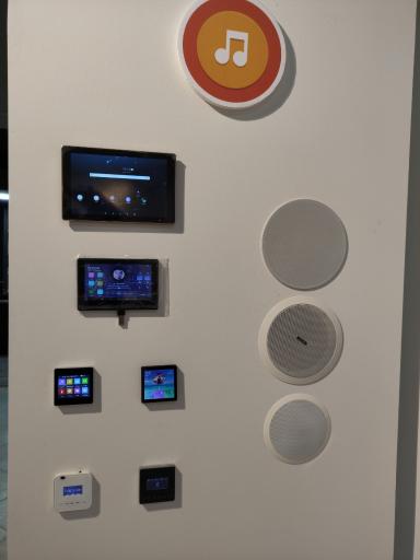 خانه هوشمند هوماذ