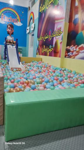 خانه بازی رنگین کمون