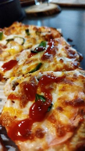 عکس پیتزا باشی 