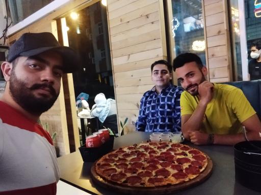 عکس پیتزا باشی 