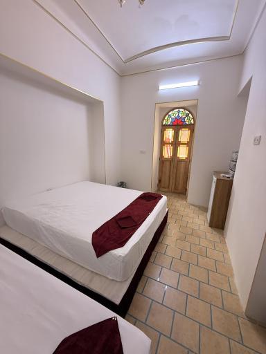 عکس هتل سنتی چهارباغ