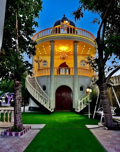 عکس عمارت پردیس