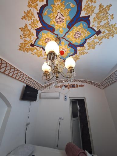 عکس هتل سنتی چهارباغ
