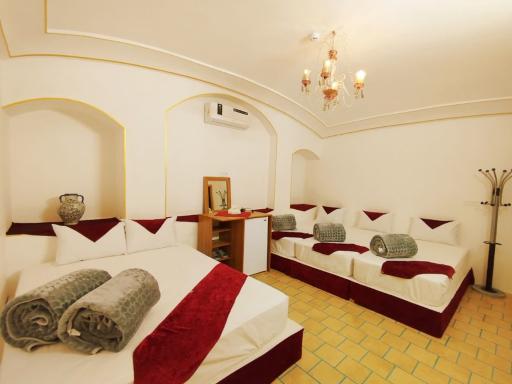 عکس هتل سنتی چهارباغ
