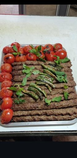 عکس غذا خوری جبرایئل 