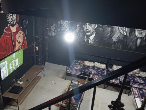 عکس کافه تراختور