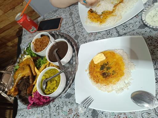عکس رستوران بانوی تالش