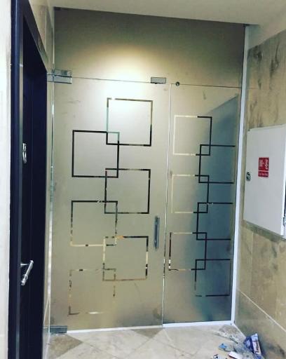 عکس صنعت شیشه رمضانلو