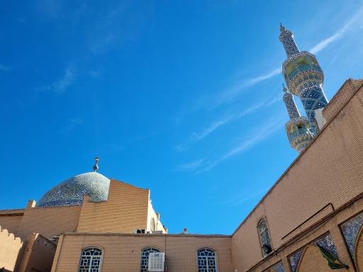 عکس حسینیه شاهزاده فاضل و بازار