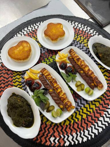 عکس کافه رستوران و تهیه غذای پاسارگاد