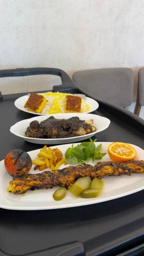 عکس کافه رستوران و تهیه غذای پاسارگاد