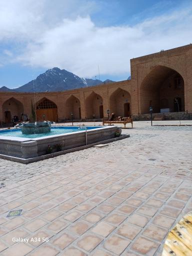 عکس کاروانسرای شاه عباسی نطنز