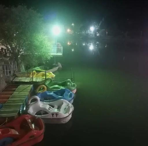 عکس کلوپ قایقرانی عباسی