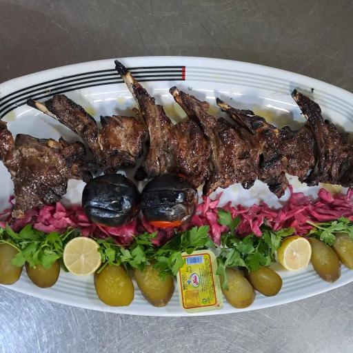 عکس کافه رستوران اکبرجوجه برادران کلبادی لاهیجان 