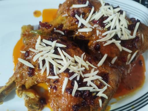 عکس کافه رستوران اکبرجوجه برادران کلبادی لاهیجان 