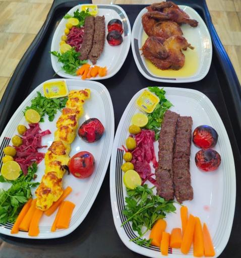 عکس کافه رستوران اکبرجوجه برادران کلبادی لاهیجان 