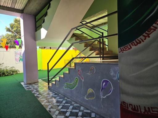 دبستان غیر دولتی دخترانه آیندگان