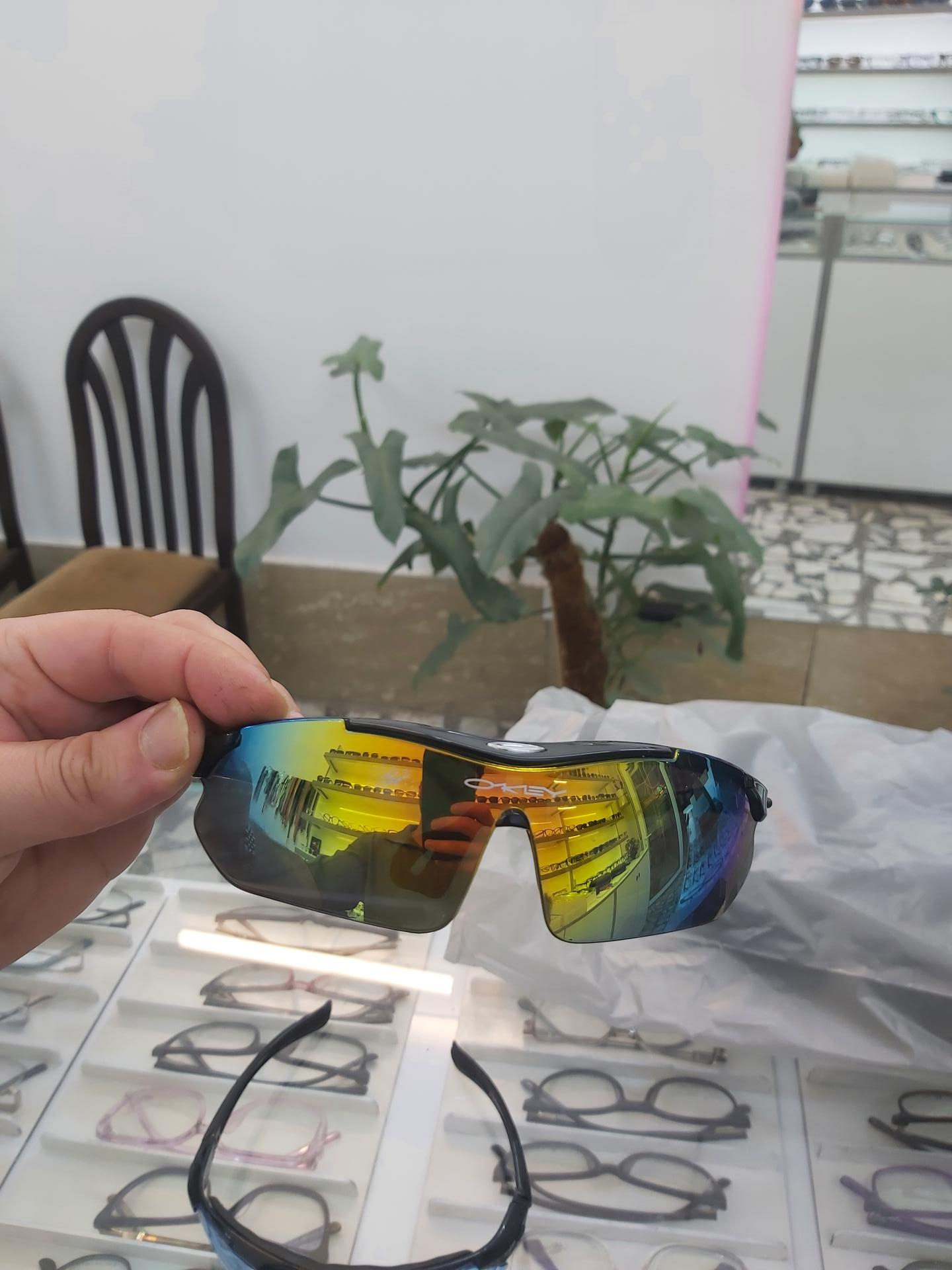 عکس عینک راد