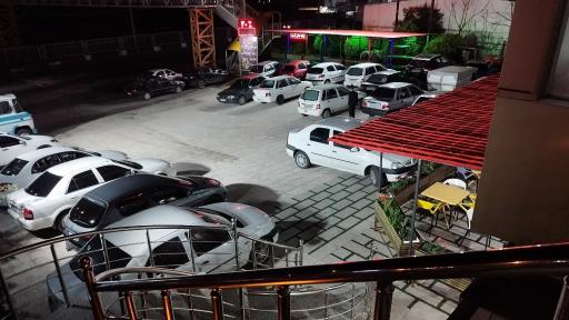 عکس کافه رستوران اکبرجوجه برادران کلبادی لاهیجان 